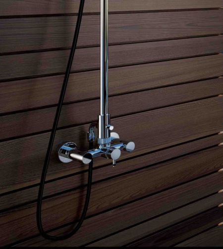 Douche extérieure inox - Waterline - W083.E - Fontealta Douche extérieure inox - Waterline - W083.E - Fontealta