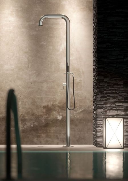 Douche extérieure inox - Boss B76 ME - Fontealta