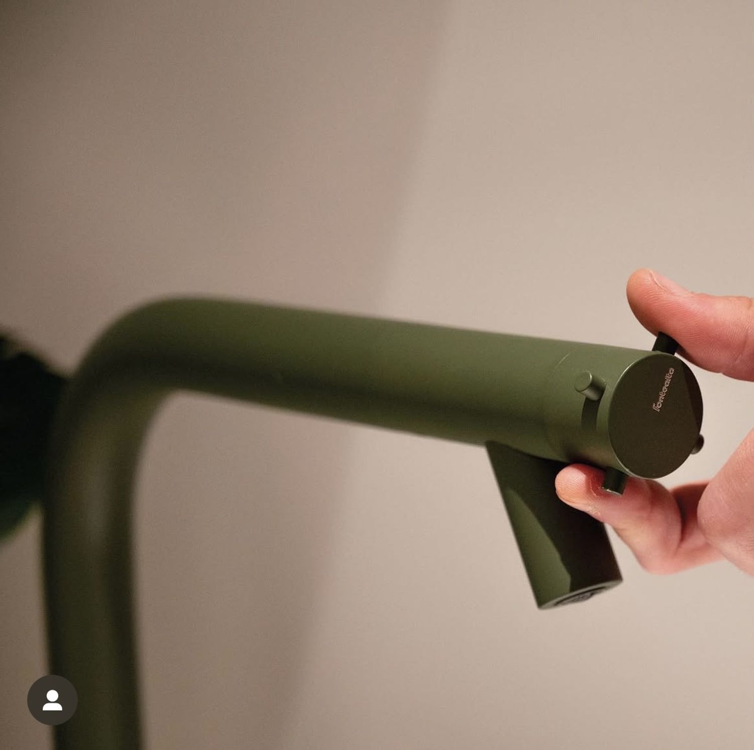 Colonne sur pied en inox pour jardin C30 de fontealta